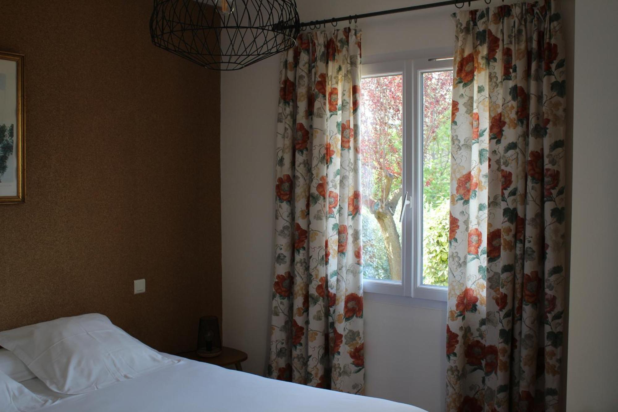 Bed and Breakfast Bastide Saint Bernard Ле-Тороне Экстерьер фото