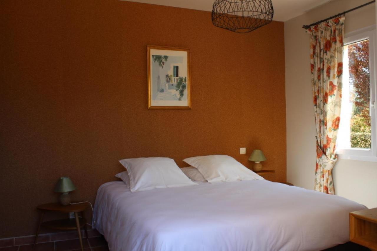 Bed and Breakfast Bastide Saint Bernard Ле-Тороне Экстерьер фото