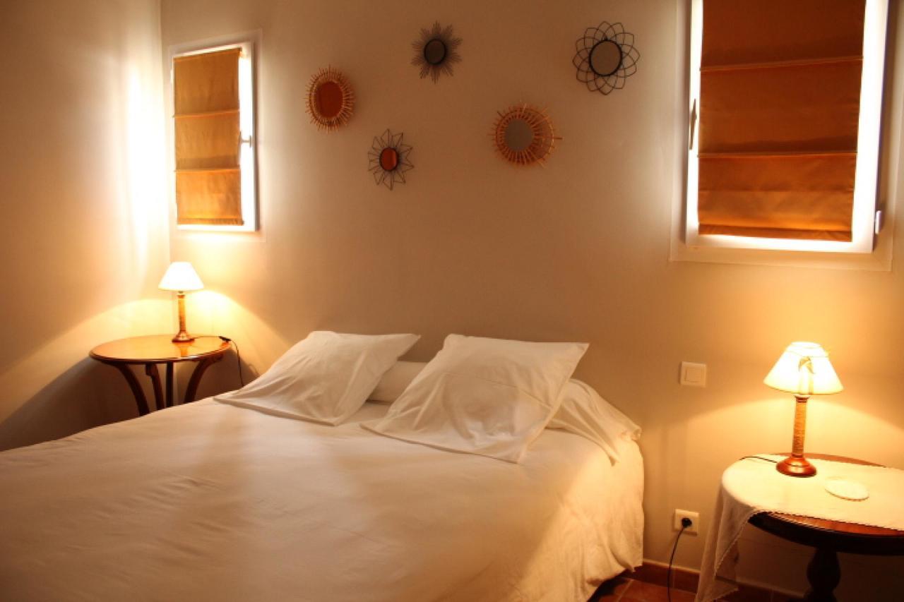 Bed and Breakfast Bastide Saint Bernard Ле-Тороне Экстерьер фото